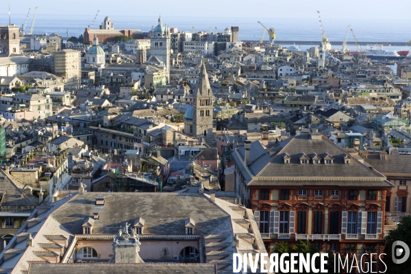 Gênes, une ville debout face à la mer