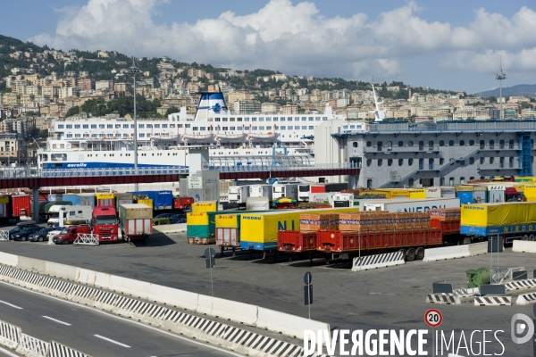 Gênes, une ville debout face à la mer