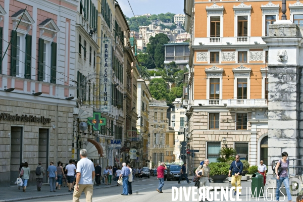 Gênes, une ville debout face à la mer