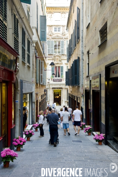 Gênes, une ville debout face à la mer