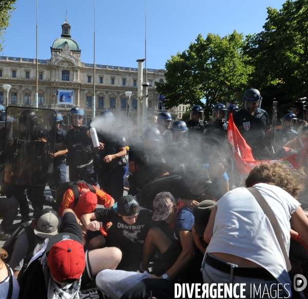 Manif anti front national