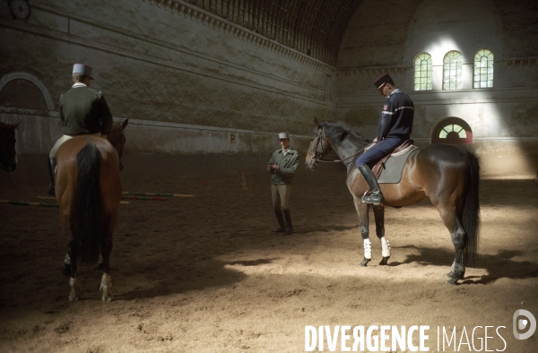 L équitation militaire