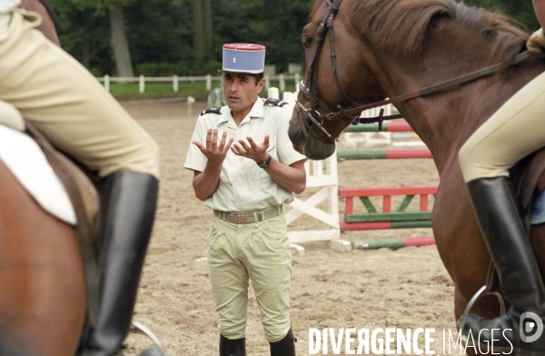 L équitation militaire