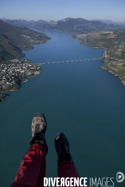 Vue aerienne du lac de Serre Poncon