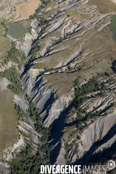 Vue aerienne du lac de Serre Poncon