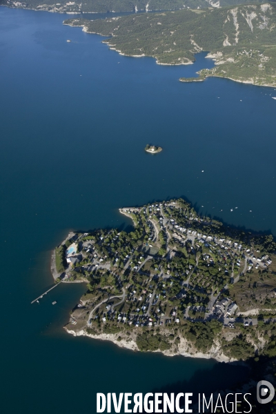 Vue aerienne du lac de Serre Poncon