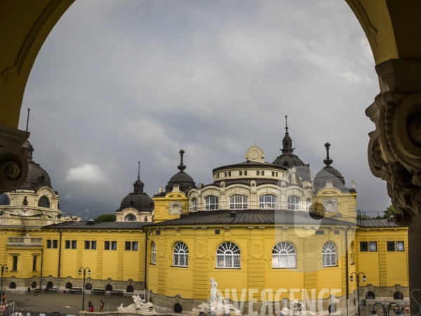 Les thermes Széchenyi