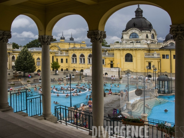 Les thermes Széchenyi