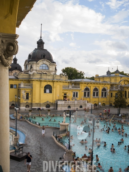 Les thermes Széchenyi