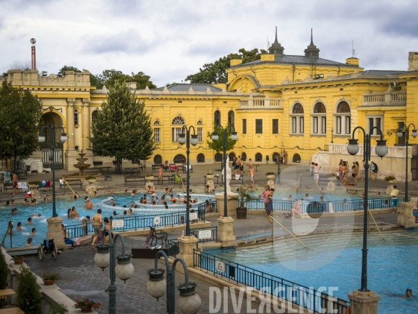 Les thermes Széchenyi