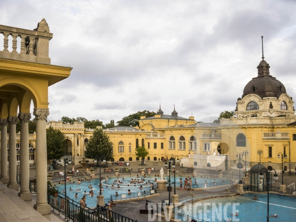Les thermes Széchenyi