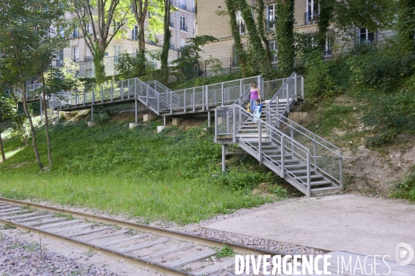 La petite ceinture se  transforme en promenade dans le 15 eme arrondissement