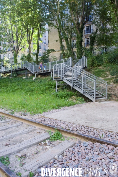 La petite ceinture se  transforme en promenade dans le 15 eme arrondissement