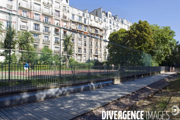 La petite ceinture se  transforme en promenade dans le 15 eme arrondissement