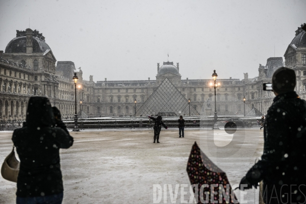 Neige à Paris