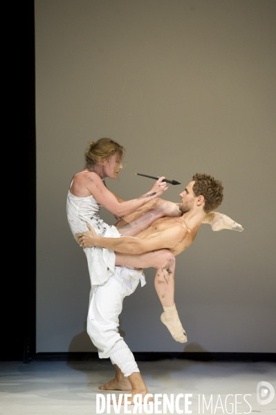 4D - Pure - Tezuka de Sidi Larbi Cherkaoui