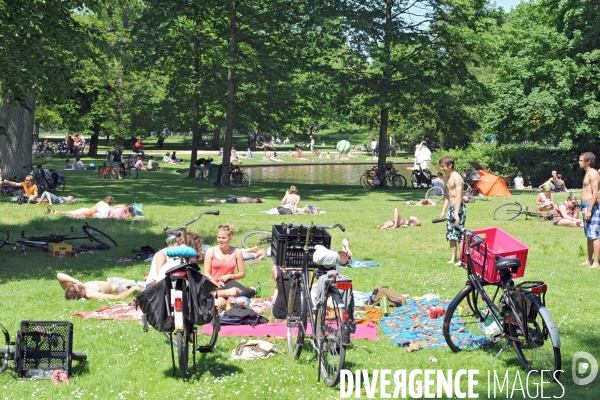 Amsterdam. Westergaspark, est le grand poumon vert à l ouest de la ville