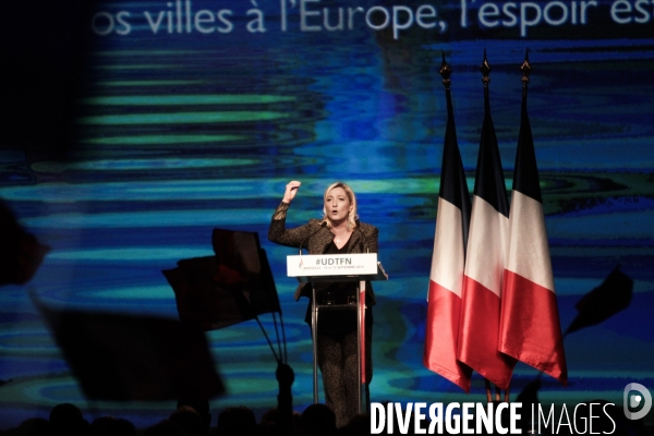 MARINE LE PEN : l Université FN de Marseille