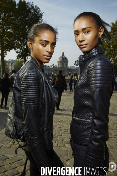 Mannequins defile Vuitton  Fashion week Paris 2 oct 2013