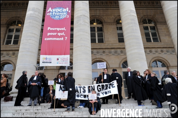 Manifestation des avocats