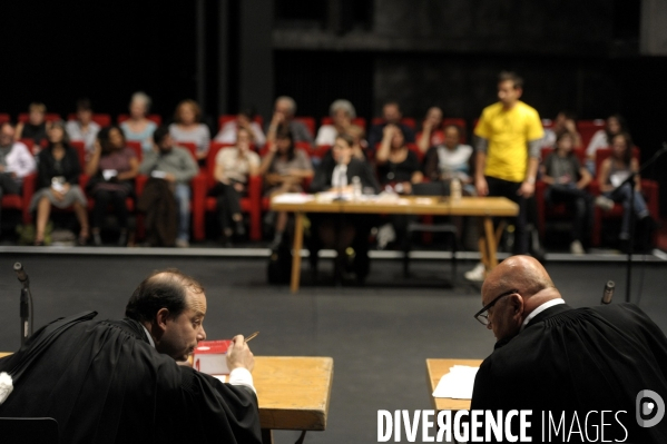 Please  continue Hamlet au Nouveau théâtre de Montreuil
