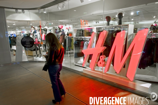 Au centre commercial Beaugrenelle le magasin H&M