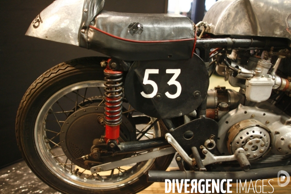Salon motos legendes