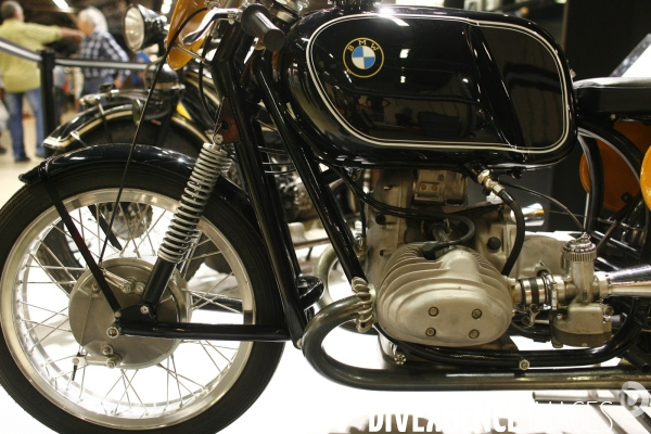 Salon motos legendes