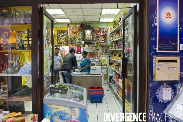 Illustration - Octobre 2013.Une épicerie indienne passage Brady dans le 10 éme arrondissement.