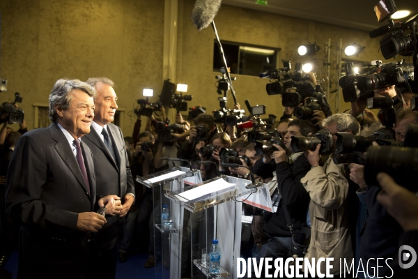 François BAYROU, président du MODEM, et Jean-Louis BORLOO, président de l UDI, présentent la nouvelle alliance des deux partis centristes, baptisée  L ALTERNATIVE .