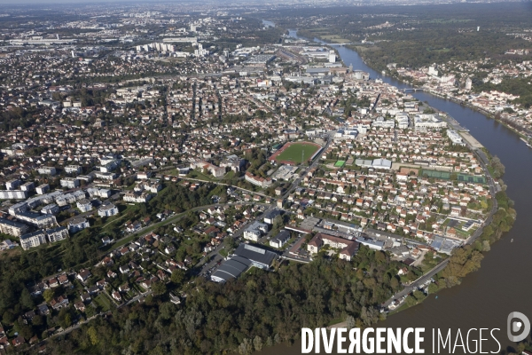 Vue aerienne de Corbeil-Essonnes