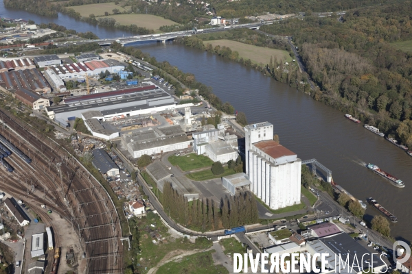 Vue aerienne de Corbeil-Essonnes