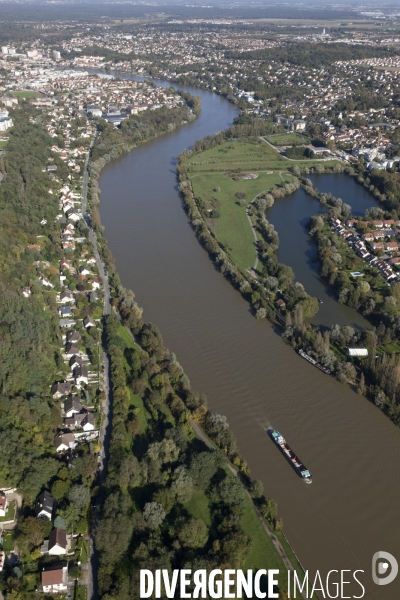 Vue aerienne de Corbeil-Essonnes