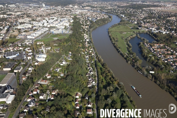 Vue aerienne de Corbeil-Essonnes