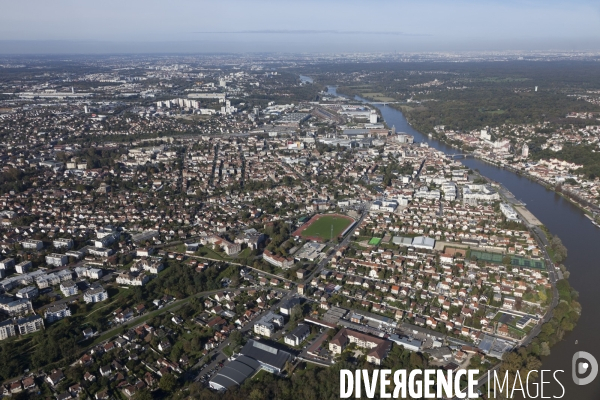 Vue aerienne de Corbeil-Essonnes