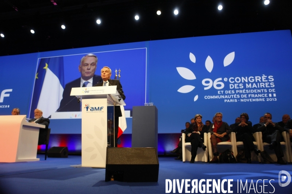 Jean-Marc AYRAULT au congrès de l Association des Maires de France