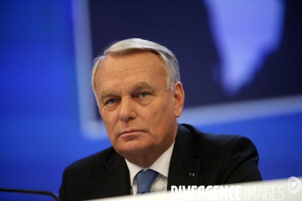 Jean-Marc AYRAULT au congrès de l Association des Maires de France