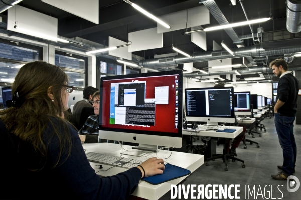L école 42 est une ecole d informatique cree et financee par Xavier Niel,fondateur de la sociéte d Illiad - Free