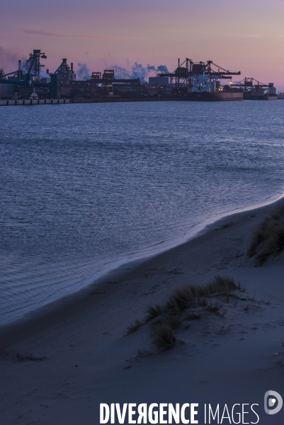 Dunkerque. Le Port industriel - Illustrations