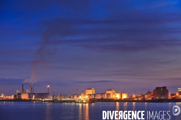 Dunkerque. Le Port industriel - Illustrations