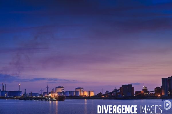 Dunkerque. Le Port industriel - Illustrations