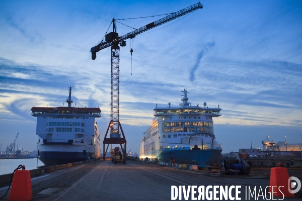 Dunkerque. Le Port industriel - Illustrations