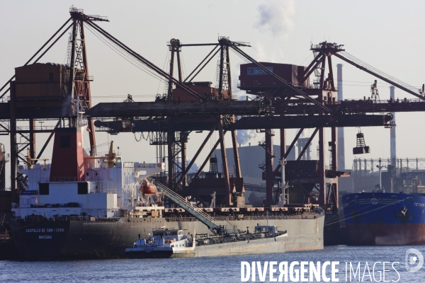 Dunkerque. Le Port industriel - Illustrations