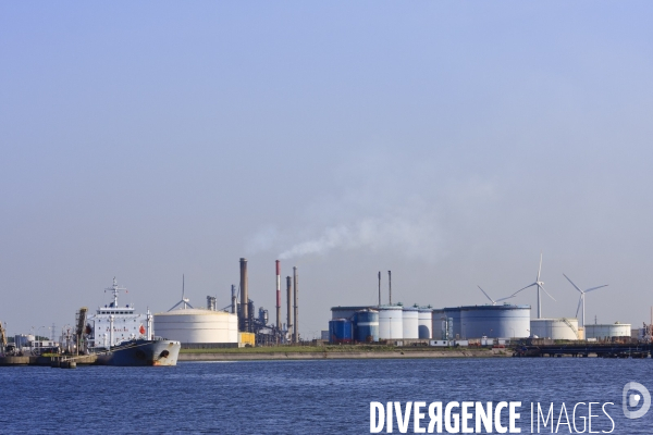 Dunkerque. Le Port industriel - Illustrations