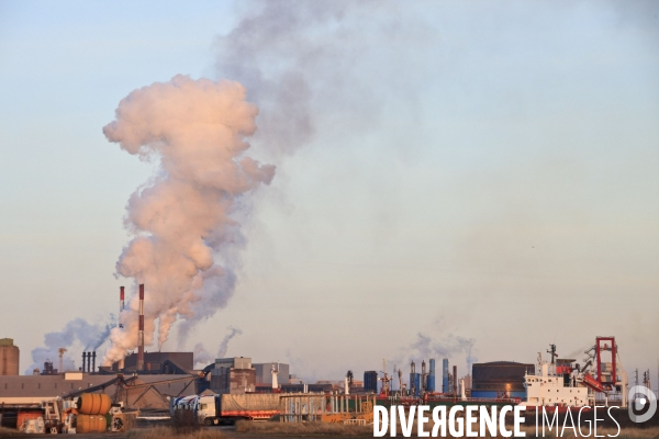 Dunkerque. Le Port industriel - Illustrations
