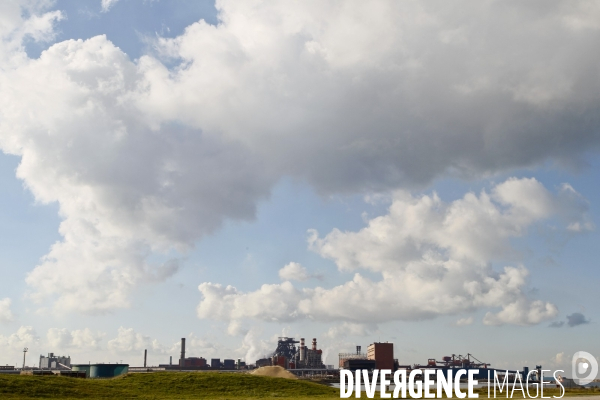 Dunkerque. Le Port industriel - Illustrations
