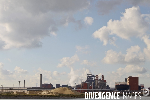 Dunkerque. Le Port industriel - Illustrations