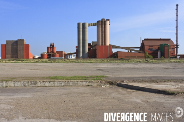 Dunkerque. Le Port industriel - Illustrations