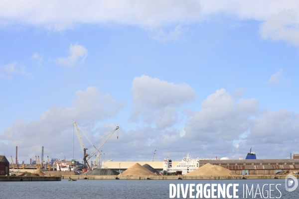 Dunkerque. Le Port industriel - Illustrations