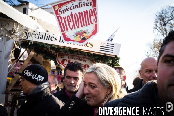 Marine Le Pen au marché de Noël, Paris